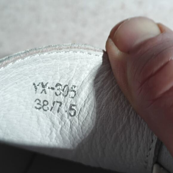 Bvoteuge Cream Patent Loafer Shoes 7.5 Minimalist Quietlux Dress Classic Career - Picture 7 of 9